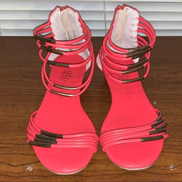 Rock & Republic Shoes - Rock and Republic Gladiator Coral Sandals Size 7.5